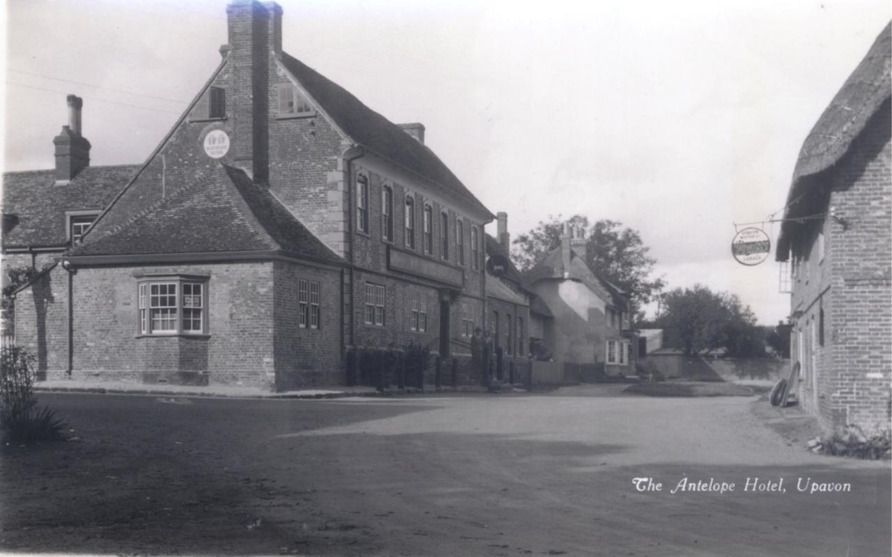 The Antelope At Upavon Exterior foto
